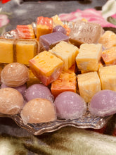 Load image into Gallery viewer, Mini Soaps for all occasions
