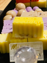 Load image into Gallery viewer, Mini Soaps for all occasions
