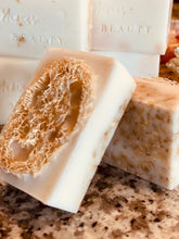 Load image into Gallery viewer, NaNas Oatmeal Soap
